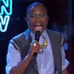 Video: Watch Billy Porter & Kelly Clarkson Sing 'Stronger' on THE KELLY CLARKSON SHOW