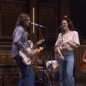 Video: Stereophonic Performs 'Masquerade' on THE TONIGHT SHOW STARRING JIMMY FALLON