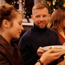 How To Answer Tough Questions About Your Acting Career During The Holidays