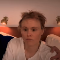 VIDEO: Alison Pill & Joshua Leonard Recreate a Scene From SKIN TRADE for Geffen…