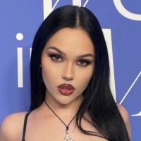 Maggie Lindemann Puts Her Own Spin On Lizzy McAlpine's 'ceilings' In Honor Of…