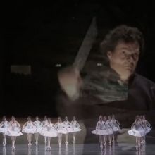 VIDEO: Opera Narodowa Shares Sneak Peek Behind the Scenes With Ballet Conductor Alexe