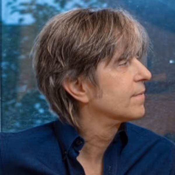 Eric Johnson Announces Treasure Tour 2023 Photo