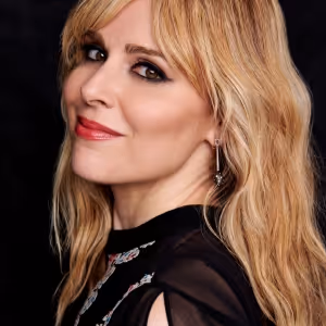 STRANGER THINGS' Cara Buono Comes to New Jersey