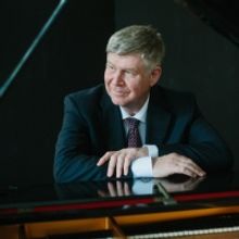 Pianist Ian Hobson To Present 'Love And Nature II' At Tenri Cultural Institute in Apr