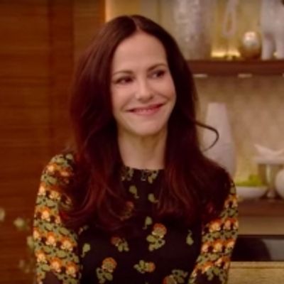 VIDEO: Mary-Louise Parker Says the Relationship in THE SOUND INSIDE 'Defies Description'