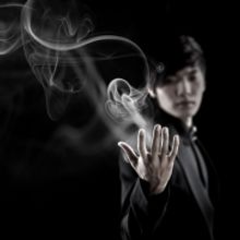 THE ILLUSIONISTS - MAGIC OF THE HOLIDAYS Comes To Thousand Oaks