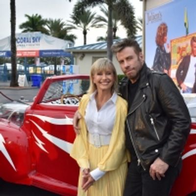 BWW Feature: Olivia Newton-John Meet & Grease, Interview and Book Review at MidFlorida Credit Union Amphitheater