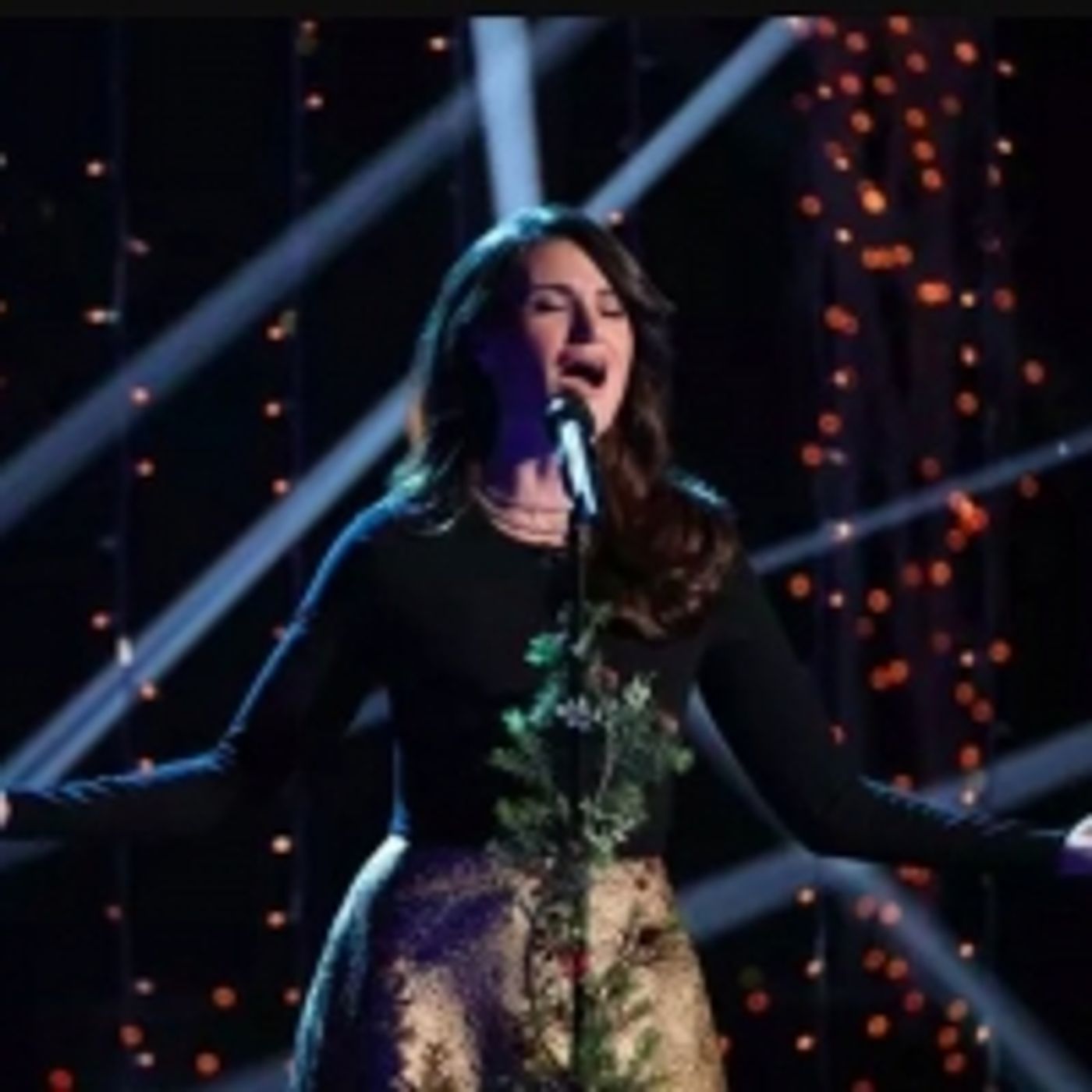 Wake Up With BWW 12/24: WEST SIDE STORY Pushes Back Opening Night, and More!  Image