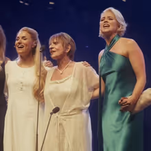 Video: LES MISERABLES: THE ARENA CONCERT SPECTACULAR At Radio City Music Hall Opening Night