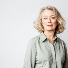 BWW REVIEW: WICKED SISTERS is a complex contemporary study of survival of the fittest