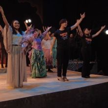 Video: PETA Welcomes KD Estrada and Alexa Ilacad