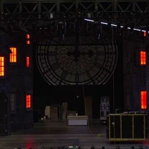 Video: Watch Cincinatti Playhouse in the Park's A CHRISTMAS CAROL Set Be Built