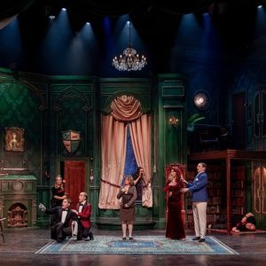 Review: THE PLAY THAT GOES WRONG (PJÄSEN SOM GÅR ÅT HELVETE) at Göta Lejon And On Tour