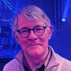 Interview: Jonathan Walker-Kane of TELL ME ON A SUNDAY at Avalon Auditorium (formerly The Fugard Theatre)