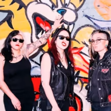 The Venomous Pinks Release New Single 'Hold On'