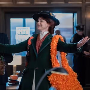 Photos: ELSBETH Channels MY FAIR LADY in New Photos from Halloween Episode