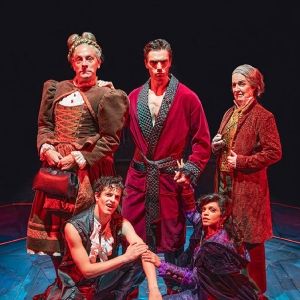 Review: DRACULA: A COMEDY OF TERRORS at The Old Globe
