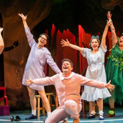 Review: PETER PAN GOES WRONG at SF Playhouse