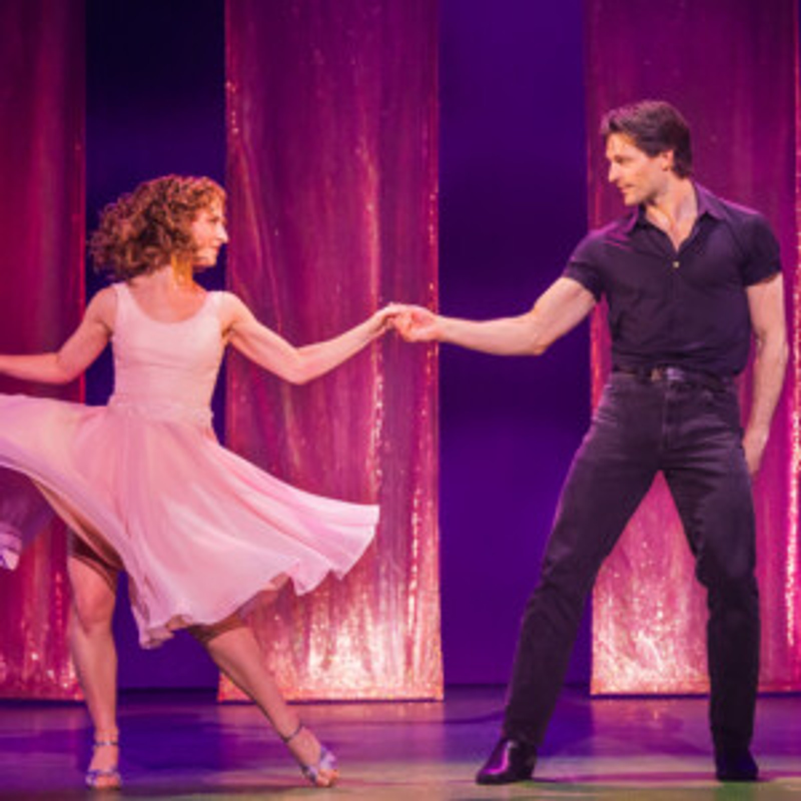 Review: DIRTY DANCING Presented by Broadway In Chicago