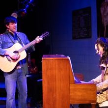Review: ONCE at Wilbury Theatre Group