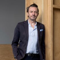 Mark Feary Named Curator of 2028 ADELAIDE BIENNIAL of Australian Art