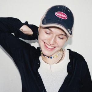 HANK Announces 'Call Me Hank (Deluxe)' EP & Shares 'All for You (Baby) (nickname jos Remix)'