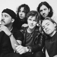 Friday Pilots Club Announce Debut Album 'Nowhere' & Share New Single 'Spectator'