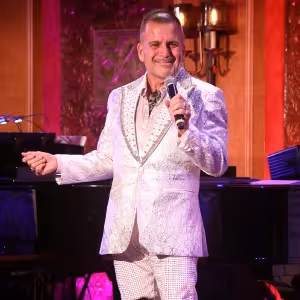 David Sabella Extends Run as 'Mary Sunshine' in CHICAGO on Broadway