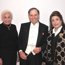 Arthur Gilbert Receives June Lockhart Humanitarian Award at LA Lawyers Philharmonic 1