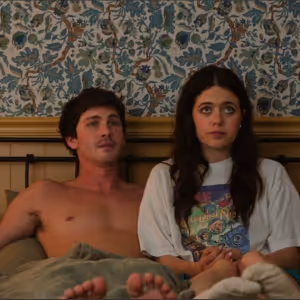 Sophie Brooks' OH, HI!, Starring Molly Gordon, Sets Summer Release