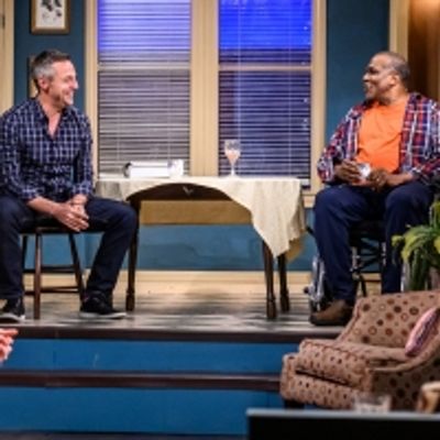 BWW Review: BETWEEN RIVERSIDE AND CRAZY says what needs to be goddamn said at COAL MINE THEATRE