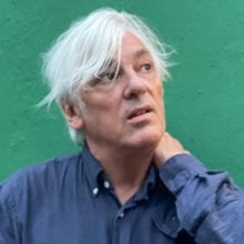 Robyn Hitchcock Shares New Single 'The Raging Muse'