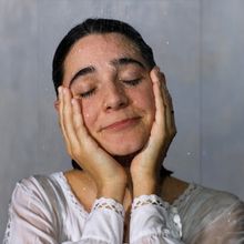 Review: LARA RICOTE: LITTLE TINY WET SHOW (BAPTISM), Soho Theatre