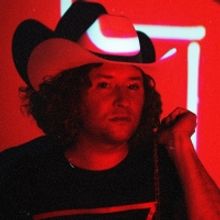 Country Songwriter Paisley Fields Announces New Album 'Limp Wrist'