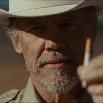 Video: Josh Brolin Stars in Music Video for Chris Stapleton's 'White Horse'