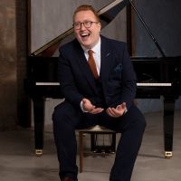 Tom Seals to Hit the Road With Debut UK Theatre Tour THE 45s TOUR