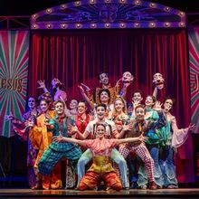 PHOTOS: GODSPELL, dirigido por Antonio Banderas, se presenta en el Teatro Pavón de M