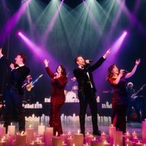 CHRISTMAS BY CANDLELIGHT to Bring West End Singers to Massey Hall