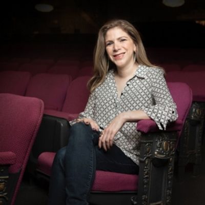 It's Not Just America: UK's Theater System is Also Collapsing
