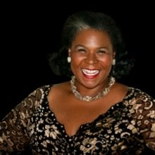 BWW Feature: A VERY HAPPY MERRY HOLIDAY WITH AMANDA KING AND FRIENDS Celebrates at Th