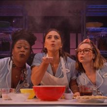 Review: WAITRESS: THE MUSICAL, National Theatre At Home