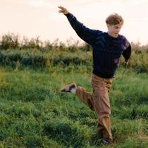 Photos: Alfie Jukes Announces Debut Album FUNNY LITTLE FEELING, Out April 2027
