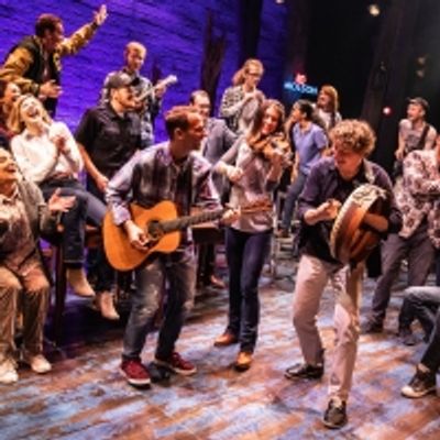 BWW Review: COME FROM AWAY Tour Brings Heartfelt Hope And Humor To OKC Broadway
