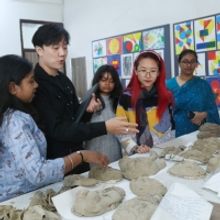 World University of Design Hosts the Vietnam-India International Exhibition and Works