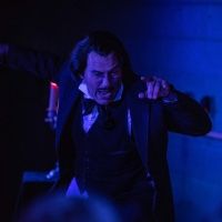 BWW Review: Duffy Hudson Inhabits the Essence of EDGAR ALLAN POE The Master of the…