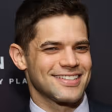 Jeremy Jordan Responds To Criticism That He's “Too Hot” To Play Seymour In LITTLE…