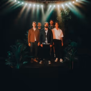 Silverstein Releases New Single 'Don't Let Me Get Too Low'
