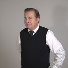 Review: WHOSE LIVE IS IT ANYWAY? at Palace Theatre