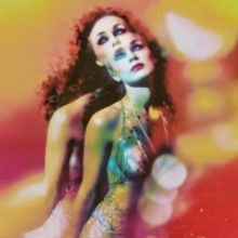 Zella Day Releases New Song & Video 'Golden'